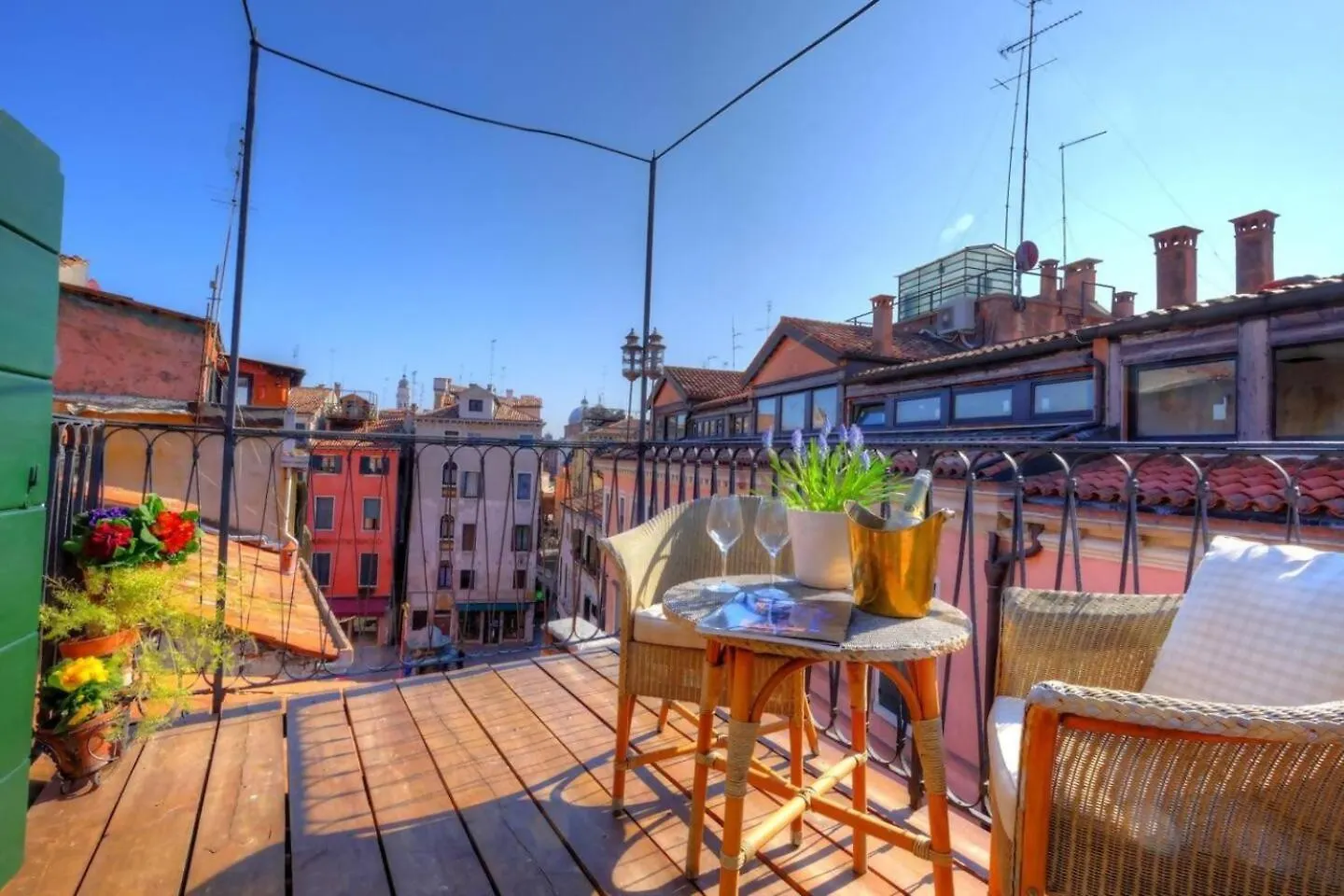 Campanile Alla Canonica Design House Venedig 0*,